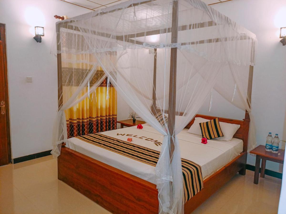 Nimsara Lodge Sigiriya Bagian luar foto