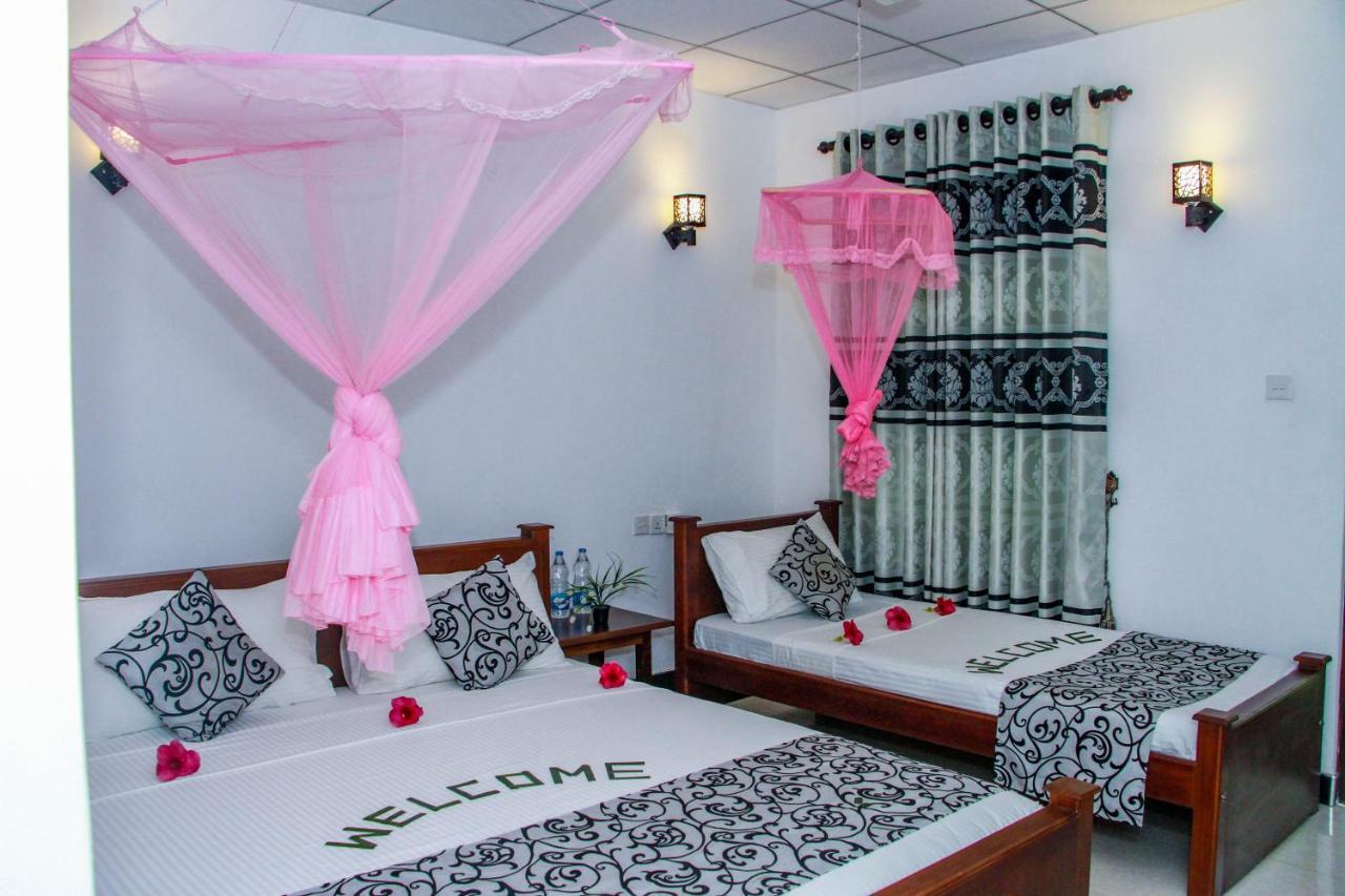 Nimsara Lodge Sigiriya Bagian luar foto