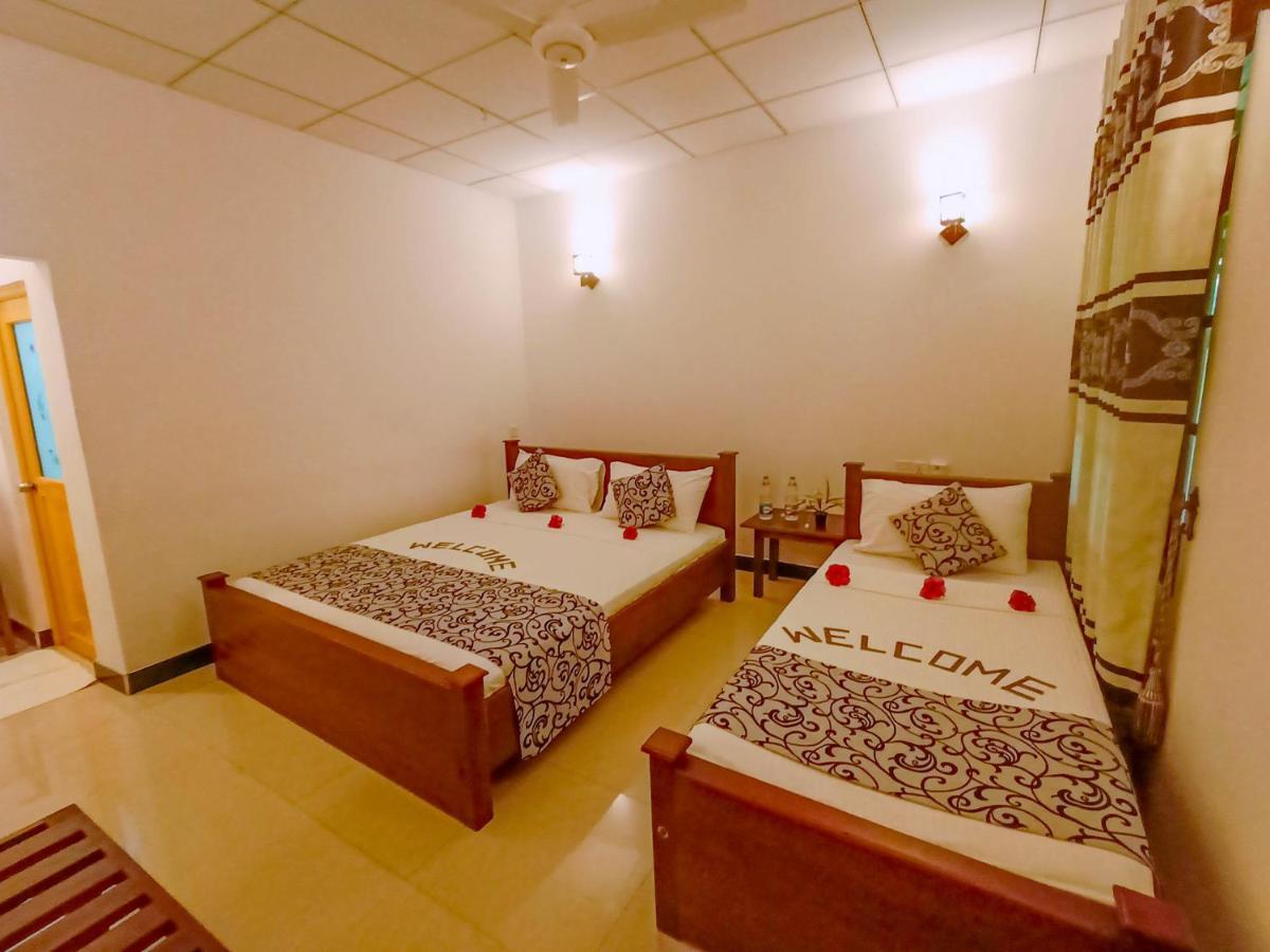 Nimsara Lodge Sigiriya Bagian luar foto